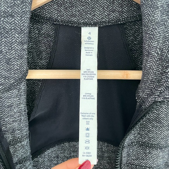 EUC Lululemon Define Jacket Herringbone Gray 4 - Picture 7 of 16